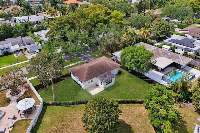 bird's eye view with a residential view