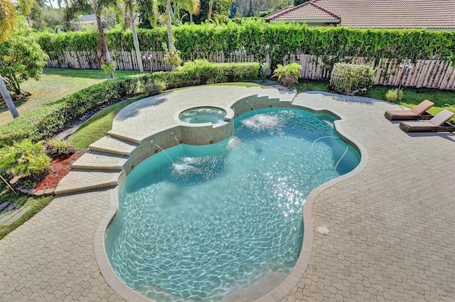 721 Ranch Rd, Weston, FL 33326 - view of swimming pool with a pool with connected hot tub