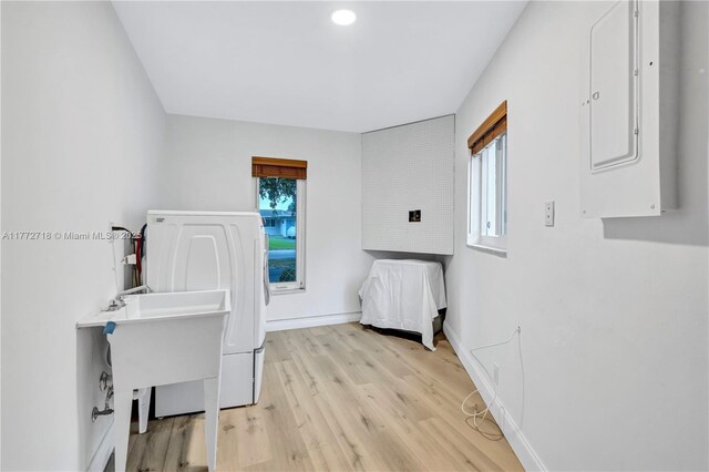 3211 Calle Largo Dr, Hollywood, FL 33021 - photo 14