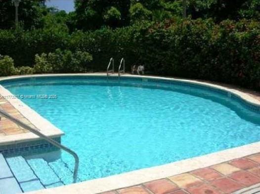 2400 SW 3rd Ave Unit 605, Miami, FL 33129 - view of outdoor pool