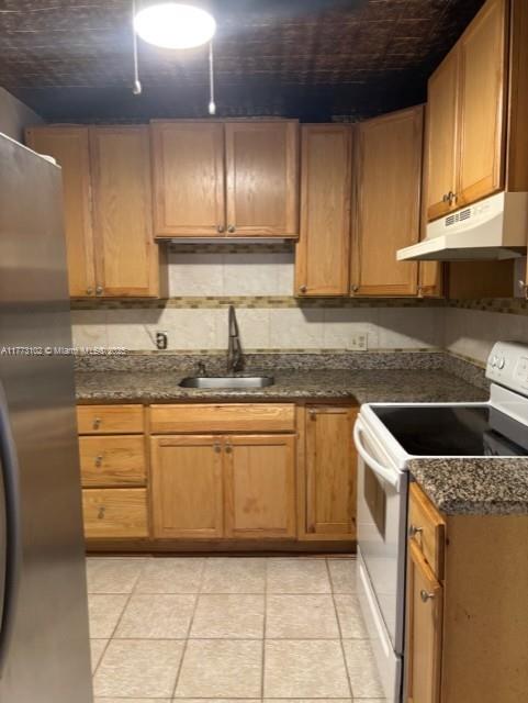 1401 SW 134th Way Unit 105C, Pembroke Pines, FL 33027 - photo 16