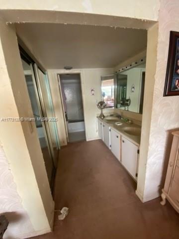 1100 Colony Point Cir Unit 201, Pembroke Pines, FL 33026 - bathroom with vanity