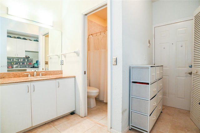 85 Gulfstream Rd Unit 304A, Dania Beach, FL 33004 - full bath featuring tile patterned flooring, a closet, toilet, and vanity
