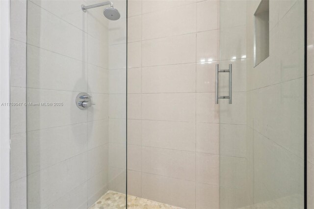 10445 NW 68th Ter, Doral, FL 33178 - photo 28