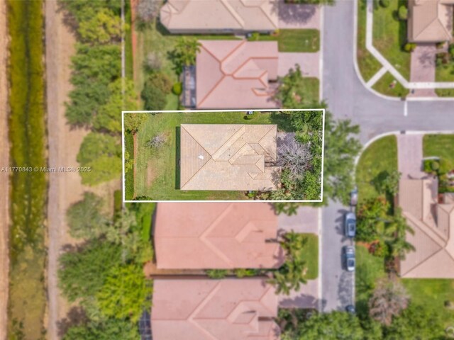 6843 Montrose Way, Boynton Beach, FL 33437 - aerial overview of property's location with property parcel outlined