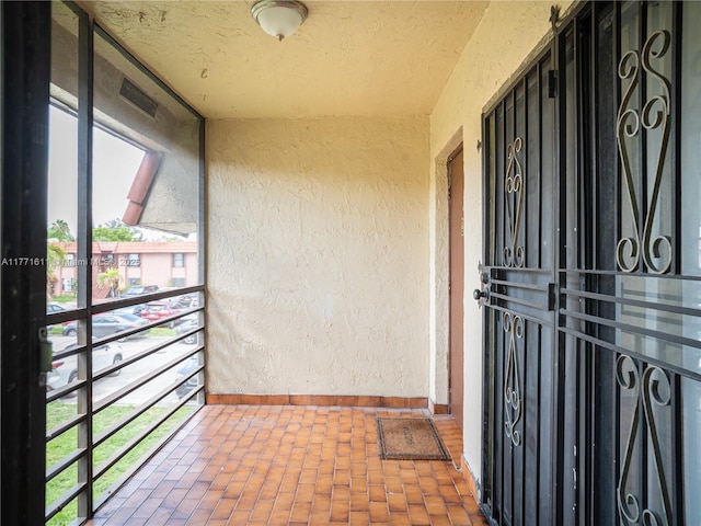 6545 W 27th Ct Unit 24-47, Hialeah, FL 33016 - view of balcony