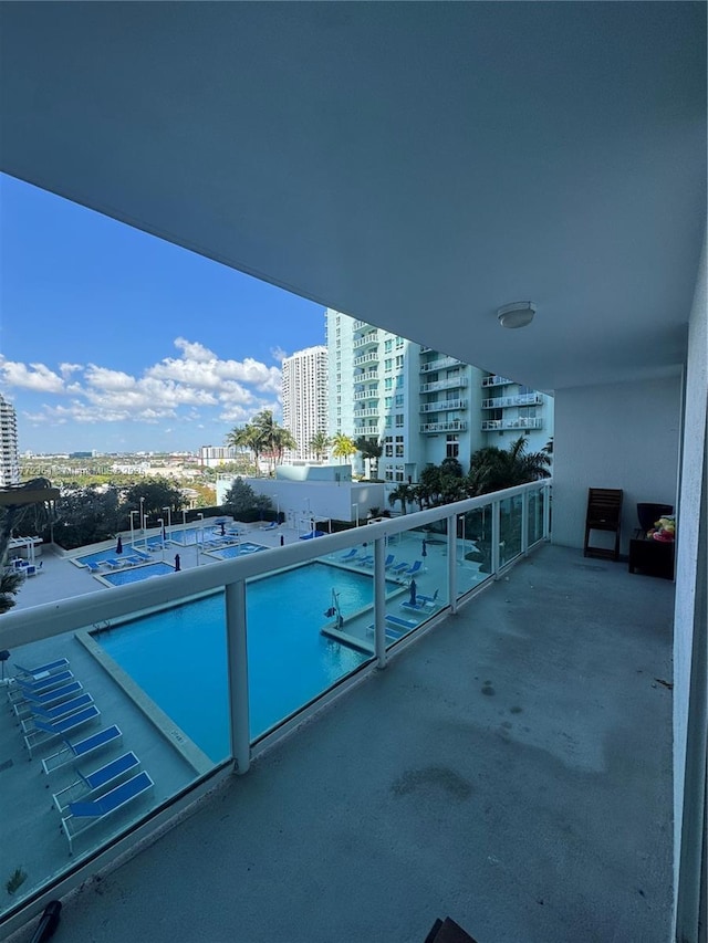 1800 N Bayshore Dr Unit 1404, Miami, FL 33132 - view of pool featuring a city view