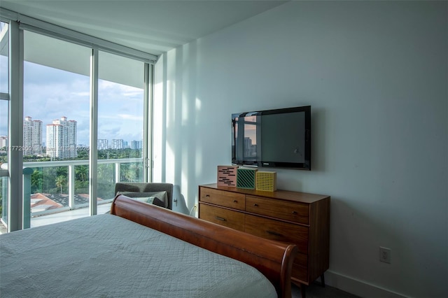 3131 NE 188th St Unit 2-1002, Aventura, FL 33180 - bedroom with expansive windows