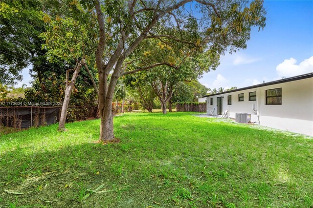 601 NW 35th Ter, Lauderhill, FL 33311 - photo 17