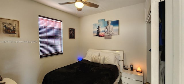 bedroom with a ceiling fan