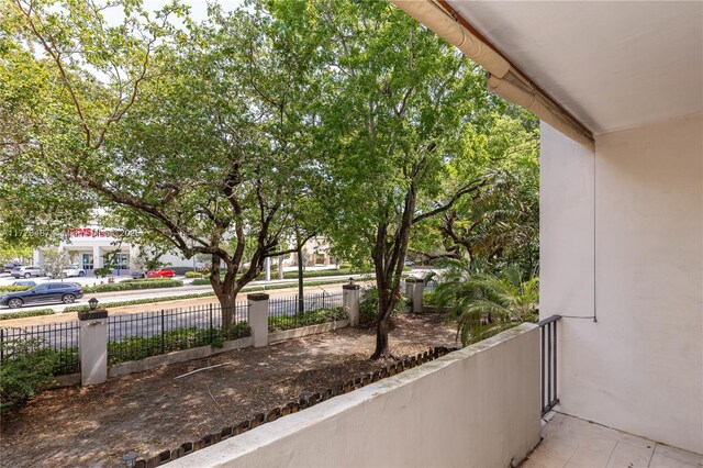 6890 N Kendall Dr Unit B202, Pinecrest, FL 33156 - view of balcony
