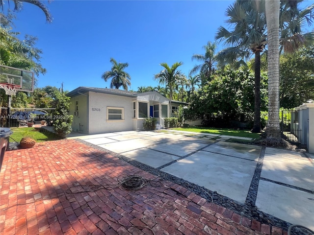 5703 SW 83rd St, South Miami, FL 33143 - photo 4