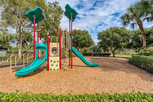 6231 SW 195th Ave, Pembroke Pines, FL 33332 - view of communal playground