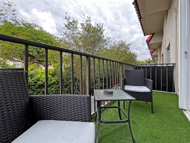6709 N Kendall Dr Unit 227, Pinecrest, FL 33156 - view of balcony