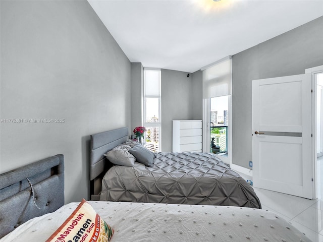 100 Bayview Dr Unit Ph01, Sunny Isles Beach, FL 33160 - bedroom with multiple windows