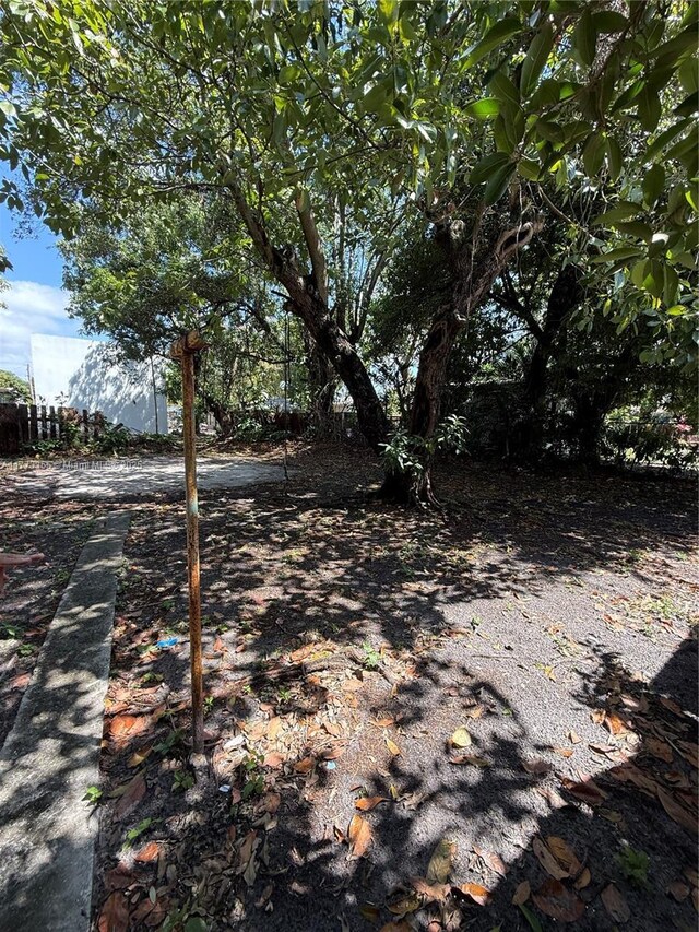 1239 NW 31st St, Miami, FL 33142 - photo 14