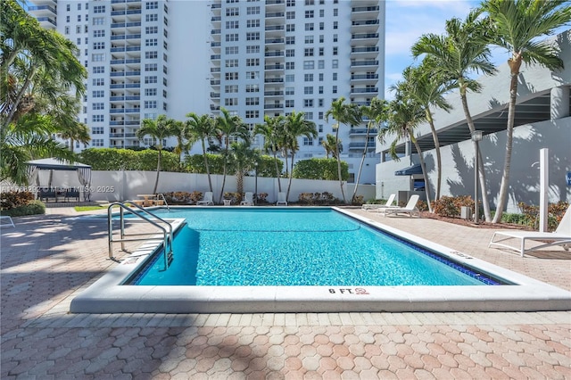 3031 N Ocean Blvd Unit 1804, Fort Lauderdale, FL 33308 - community pool with a patio area