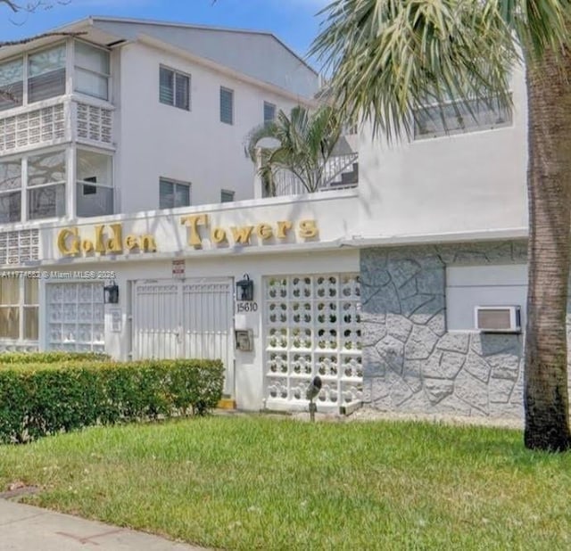 15610 NE 6th Ave Unit 32C, Miami, FL 33162 - exterior space with stucco siding