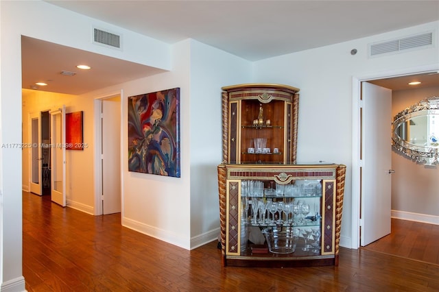 1850 S Ocean Dr Unit 1004, Hallandale Beach, FL 33009 - corridor with recessed lighting, wood finished floors, visible vents, and baseboards