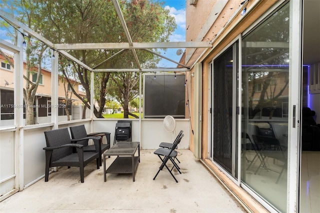 view of sunroom / solarium