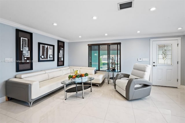 living room with recessed lighting, visible vents, baseboards, and ornamental molding