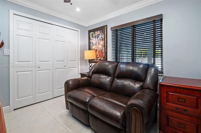 living area with crown molding, light tile patterned floors, and recessed lighting