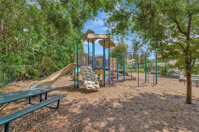 16249 NW 24th St, Pembroke Pines, FL 33028 - view of communal playground