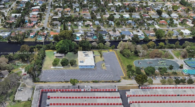 600 Knights Rd, Hollywood, FL 33021