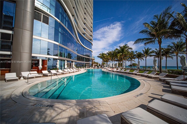 15701 Collins Ave Unit 1004, Sunny Isles Beach, FL 33160 - view of community pool