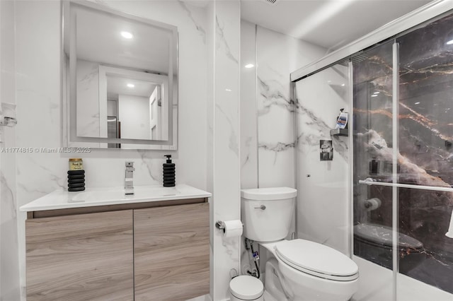 8775 Park Blvd Unit 111, Miami, FL 33172 - full bath with vanity, toilet, and a shower stall