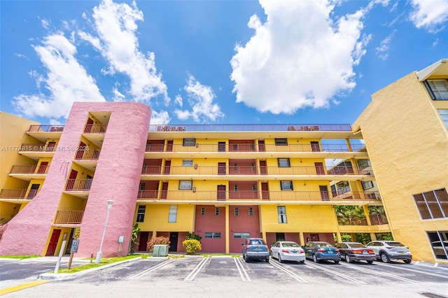 8775 Park Blvd Unit 111, Miami, FL 33172 - view of building exterior with uncovered parking