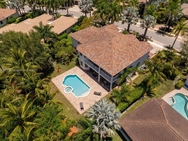 1427 Victoria Isle Dr, Weston, FL 33327 - view from above of property with a pool area