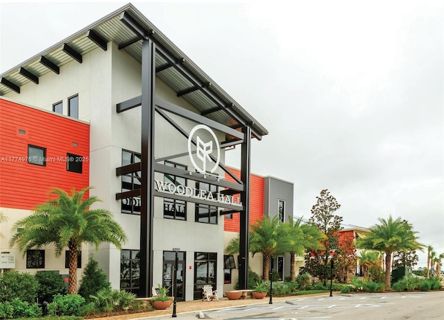 view of building exterior
