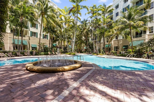 510 NW 84th Ave Unit 242, Plantation, FL 33324 - view of community pool