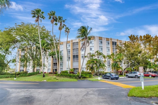 9805 NW 52nd St Unit 306, Doral, FL 33178 - view of property