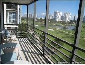 20335 W Country Club Dr Unit 905, Aventura, FL 33180 - photo 10
