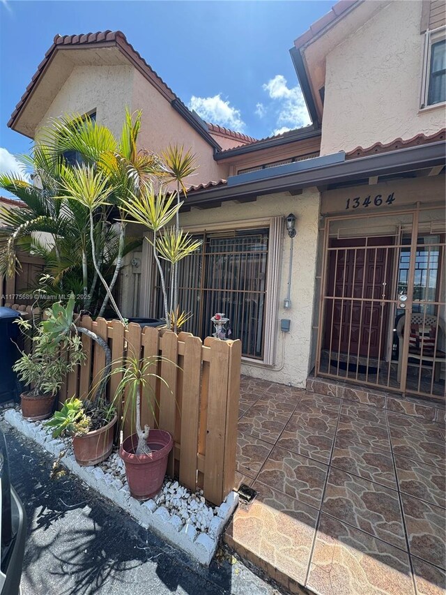 13464 SW 11th Ter, Miami, FL 33184 - photo 2