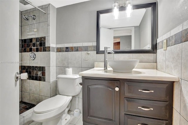 6911 Environ Blvd Unit 3L, Lauderhill, FL 33319 - full bath featuring tile walls, vanity, a tile shower, and toilet