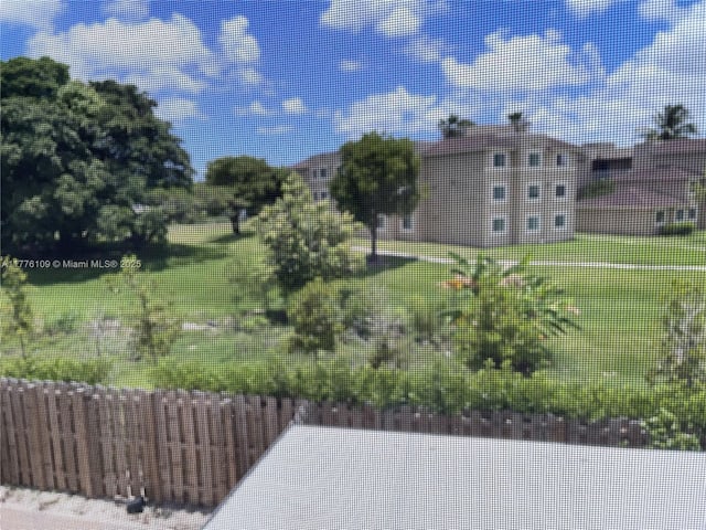 12179 NW 23rd Ct, Miami, FL 33167 - view of green lawn