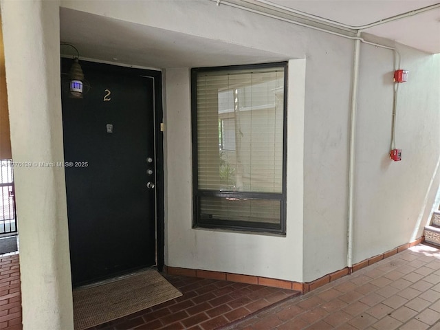 400 Valencia Ave Unit 2, Coral Gables, FL 33134 - entrance to property featuring stucco siding