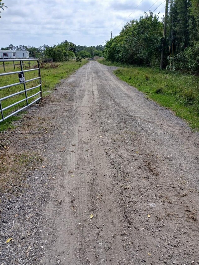 310 N Ffa Rd, Fort Pierce, FL 34945 - photo 1