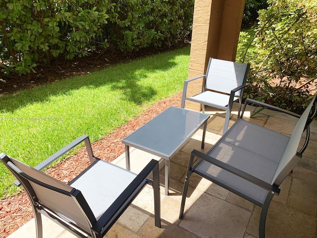 19501 E Country Club Dr Unit 9102, Aventura, FL 33180 - view of patio