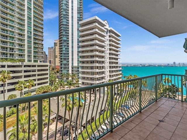 1408 Brickell Bay Dr Unit 816, Miami, FL 33131 - balcony with a water view and a view of city