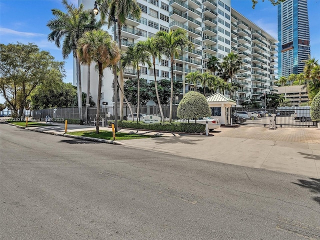 1408 Brickell Bay Dr Unit 816, Miami, FL 33131 - view of property with fence