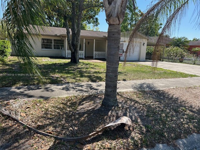 1912 W Clinton St, Tampa, FL 33604 - photo 1