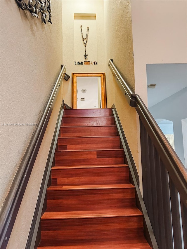 15809 SW 65th Ter, Miami, FL 33193 - stairs featuring a textured wall