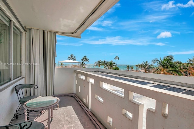 3111 N Ocean Dr Unit 308, Hollywood, FL 33019 - balcony featuring a water view