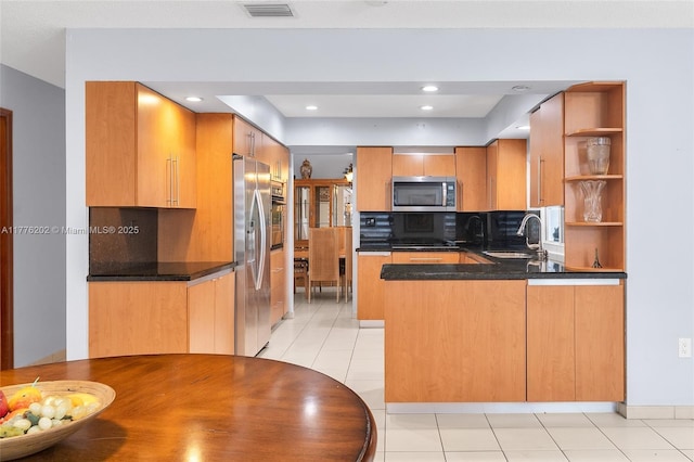11472 SW 28th Ter, Miami, FL 33165 - kitchen with stainless steel appliances, a sink, a peninsula, decorative backsplash, and open shelves