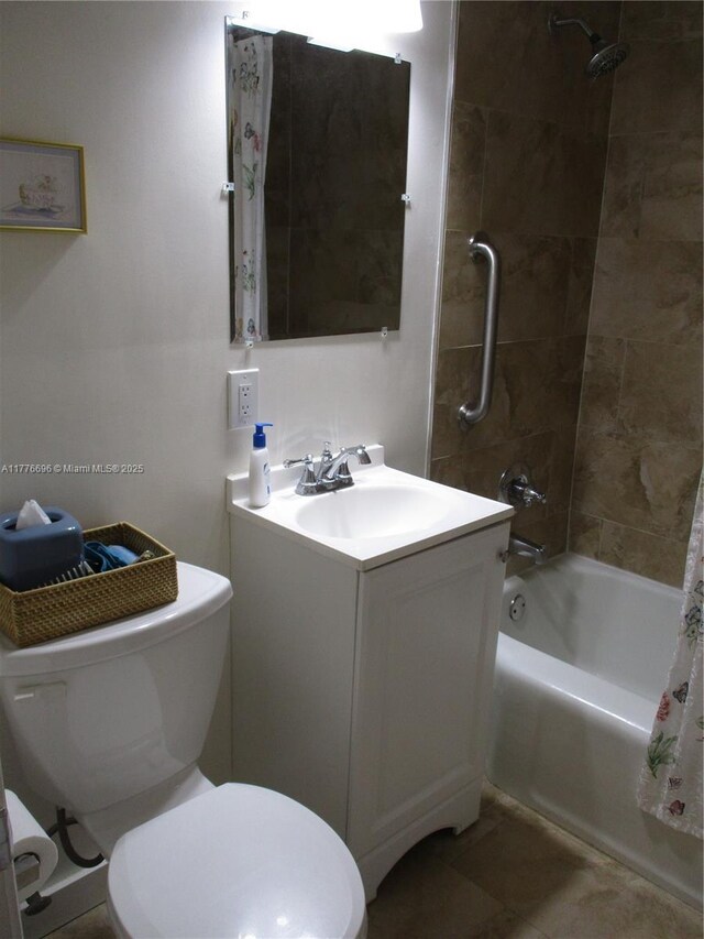 105 NW 32nd Pl, Miami, FL 33125 - bathroom featuring vanity, toilet, and shower / tub combo