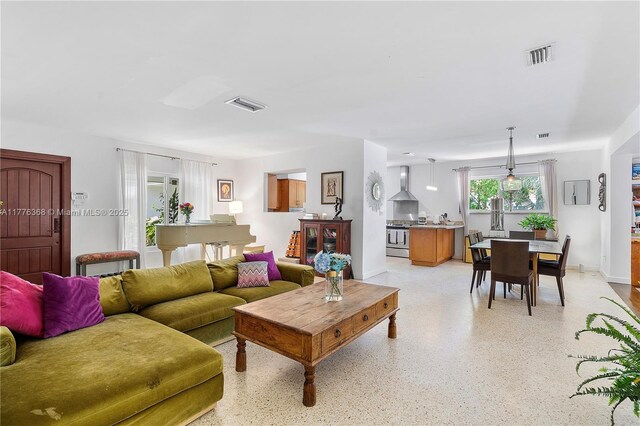 10619 NE 10th Pl, Miami Shores, FL 33138 - view of living room